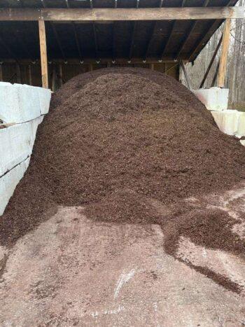 Brown Dyed Mulch
