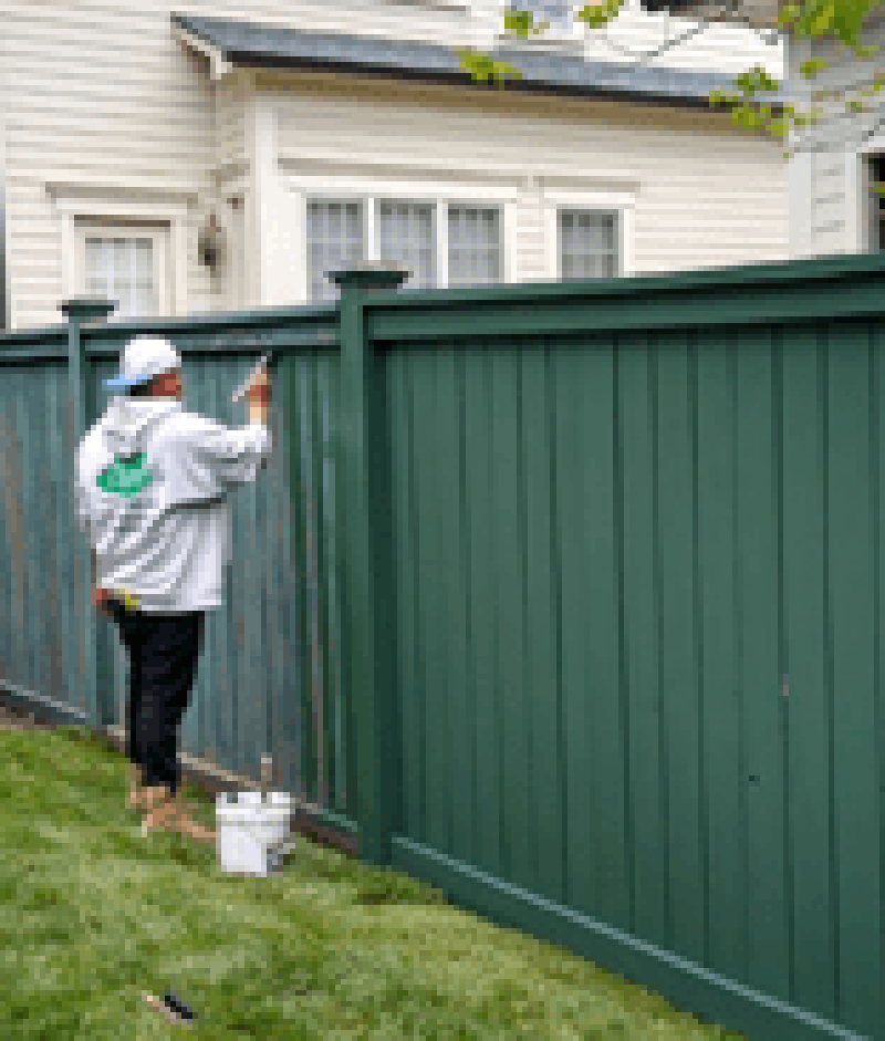Fence-repair tall